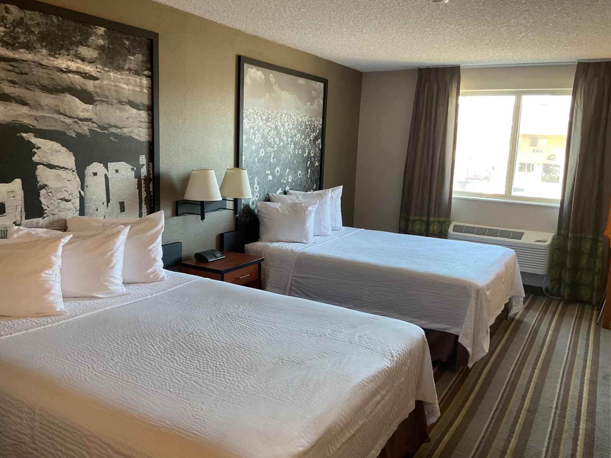 Super 8 By Wyndham Colorado Springs Airport Motel Eksteriør bilde